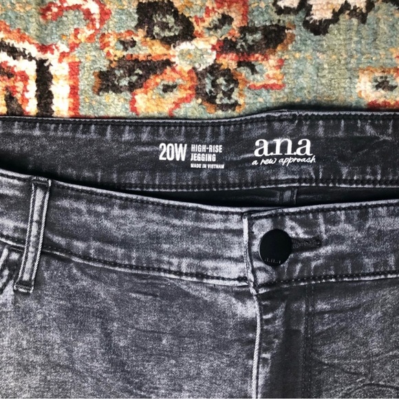 A.N.A. Buttery soft High Rise Jeggings ✨ Black ✨ 20W ✨ VGC - Picture 6 of 6